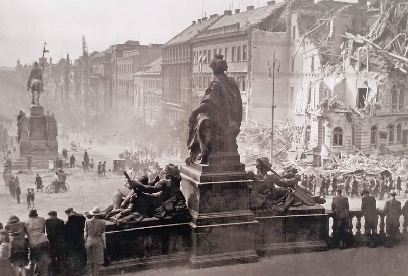 What happened to Prague during ww2?