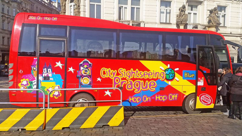 prague hop on hop off red bus