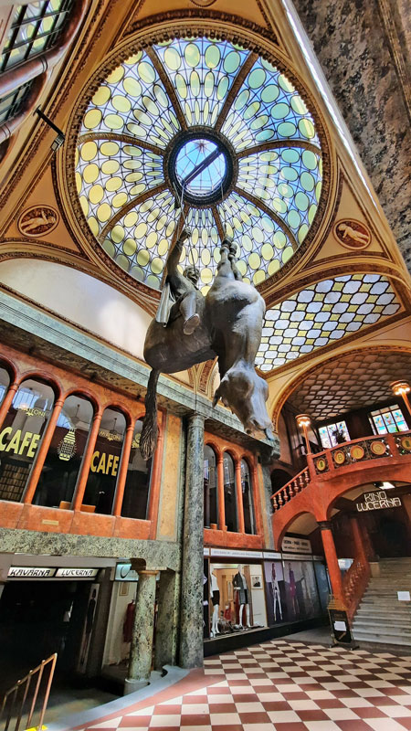 david cerny prague upside down horse in the lucerna passage