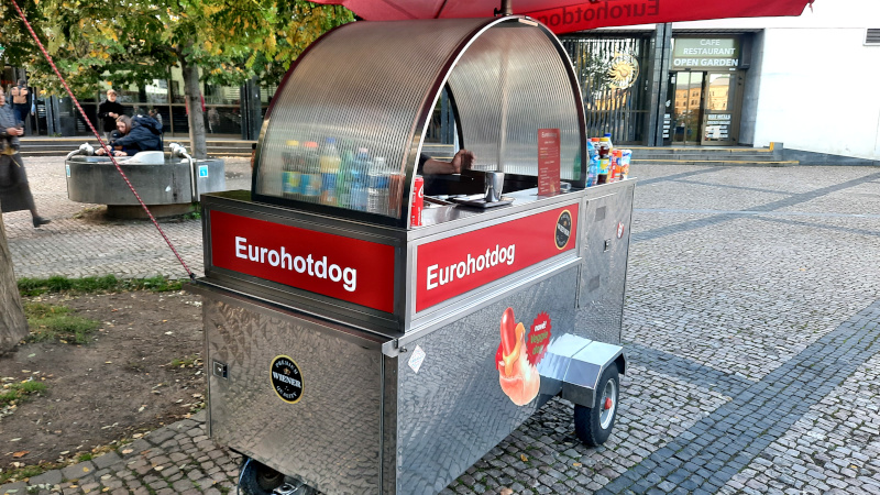 A Eurohotdog Párek vendor stand in prague
