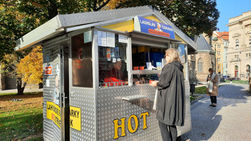 prague peace square ladislav cerveny hot dog stand